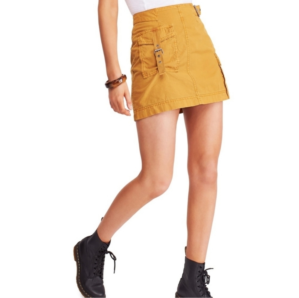 Free People Erika Utility Cargo Mini Skirt in Mustard Yellow Sz 10 - Picture 2 of 9